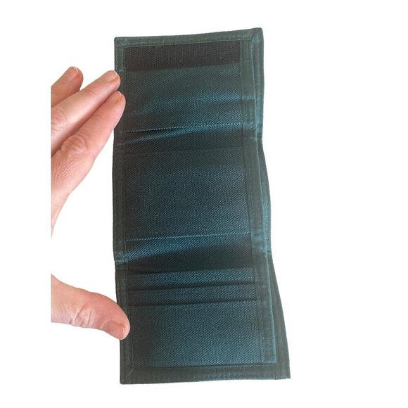 Vintage 1980s Green Microfiber Trifold Wallet Hook & Look Closure - Picture 2 of 5